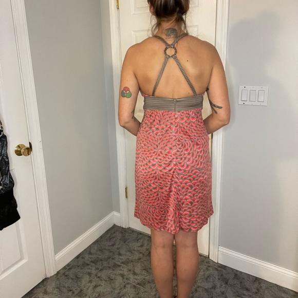 Trina Turk Red Sleeveless V-neck Silk Dress Scalloped Print Empire - Picture 5 of 16